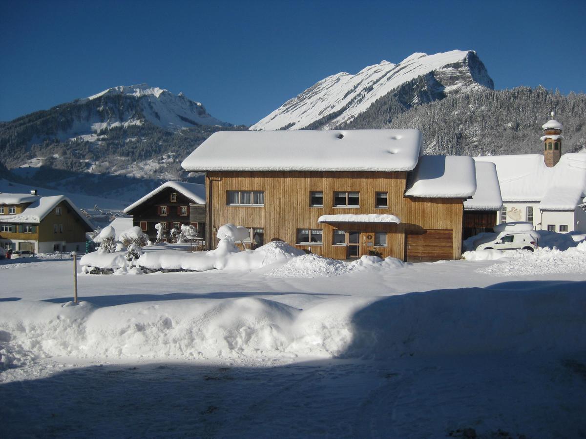 Отель Haus Sonnseite Au (Vorarlberg) Экстерьер фото