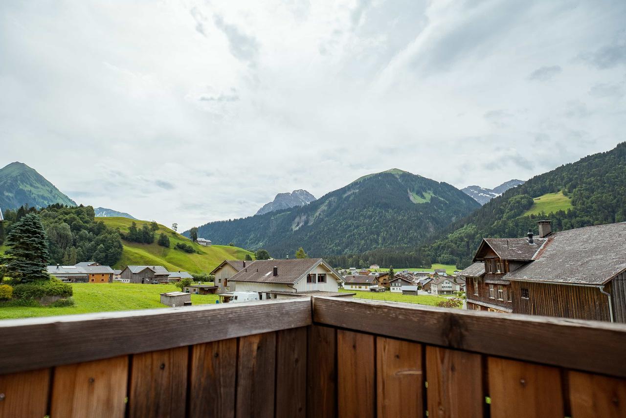 Отель Haus Sonnseite Au (Vorarlberg) Экстерьер фото